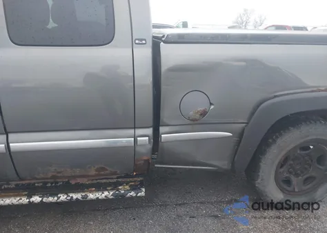 2001 GMC Sierra 1500 Sle from USA, damaged, VIN 2GTEC19T711311091